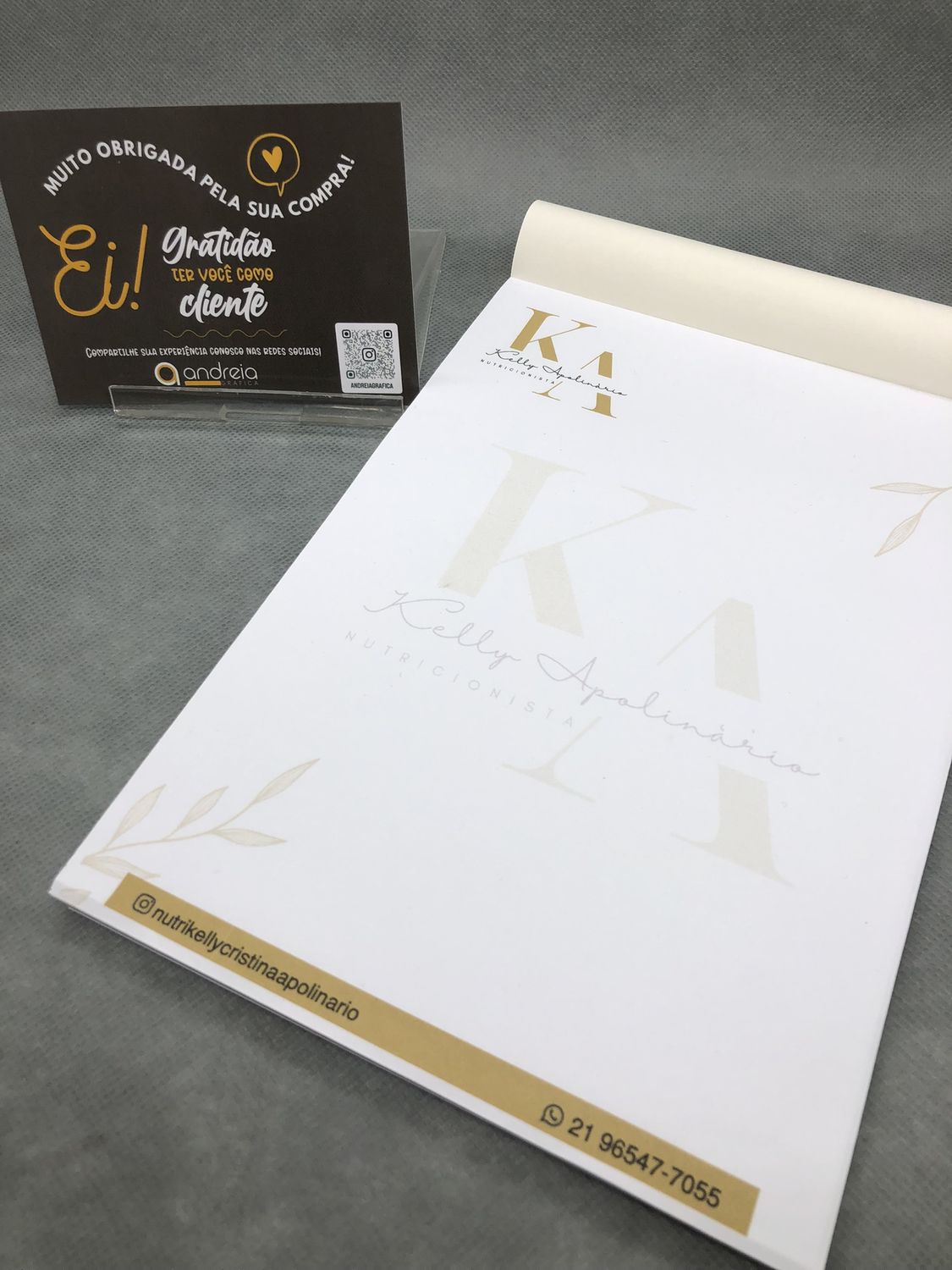 Bloco timbrado personalizado com acabamento em cola